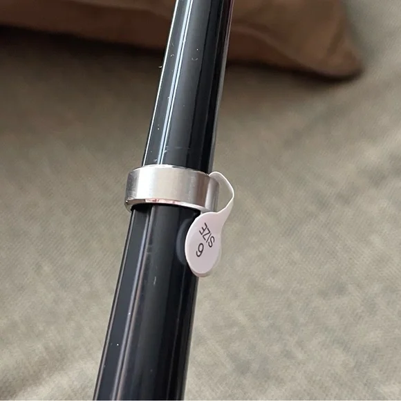 NWT Superman Fashion Ring Jewelry Silver Unisex Size US 6, 7, 11 - Picture 6 of 11